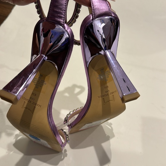 Marc Fisher NWT Karima Heel Stone Square Toe Strap Sandals. Light Purple,no box. - Picture 10 of 13